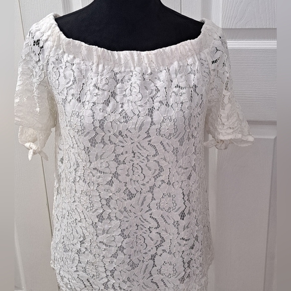 Lulus Shoulder Lace Top With Tie Sleeves    Size L - Picture 1 of 10